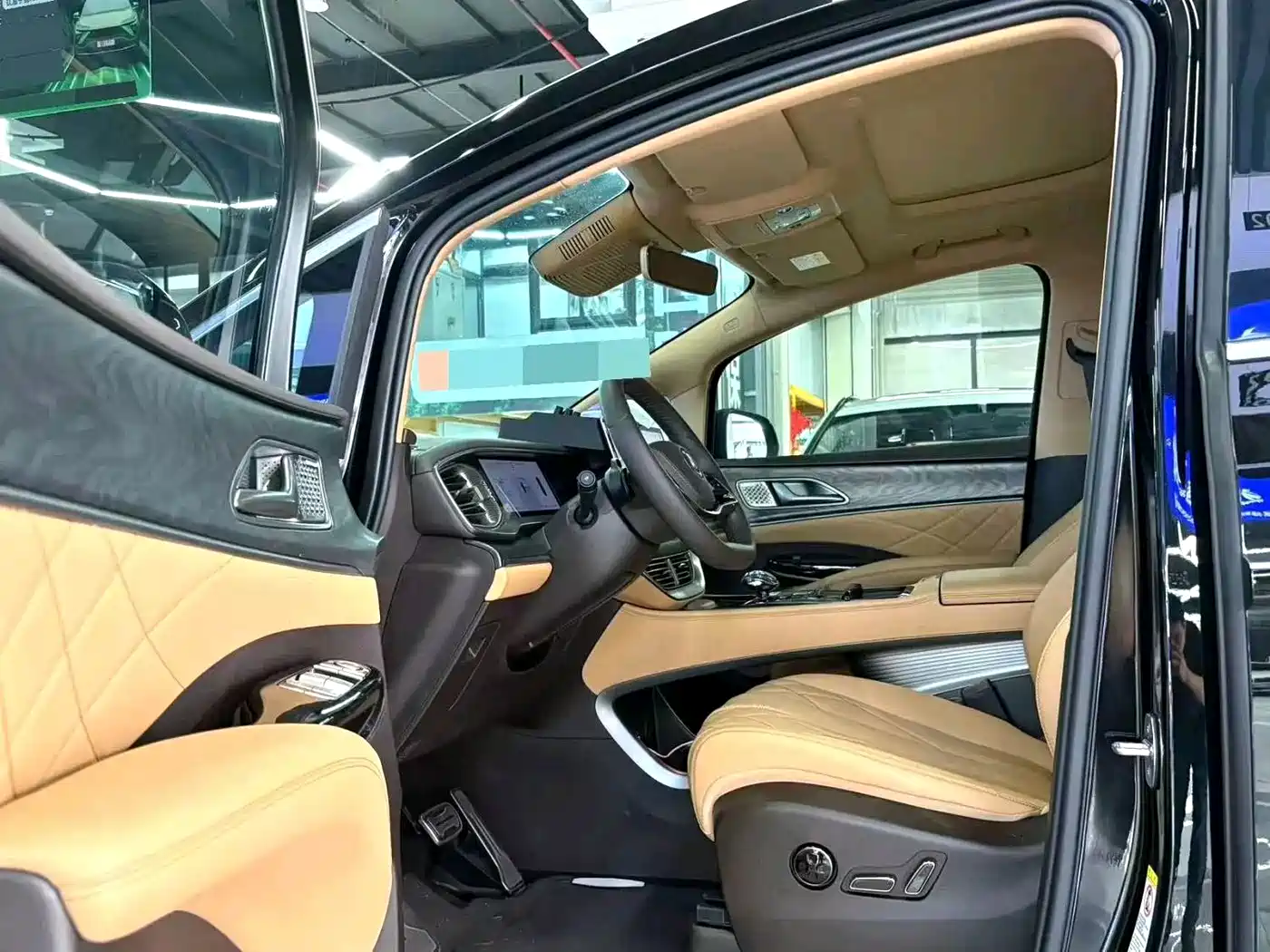 Denza D9 2026 2025 DM-i Smart Drive Edition 1020 AWD Premium