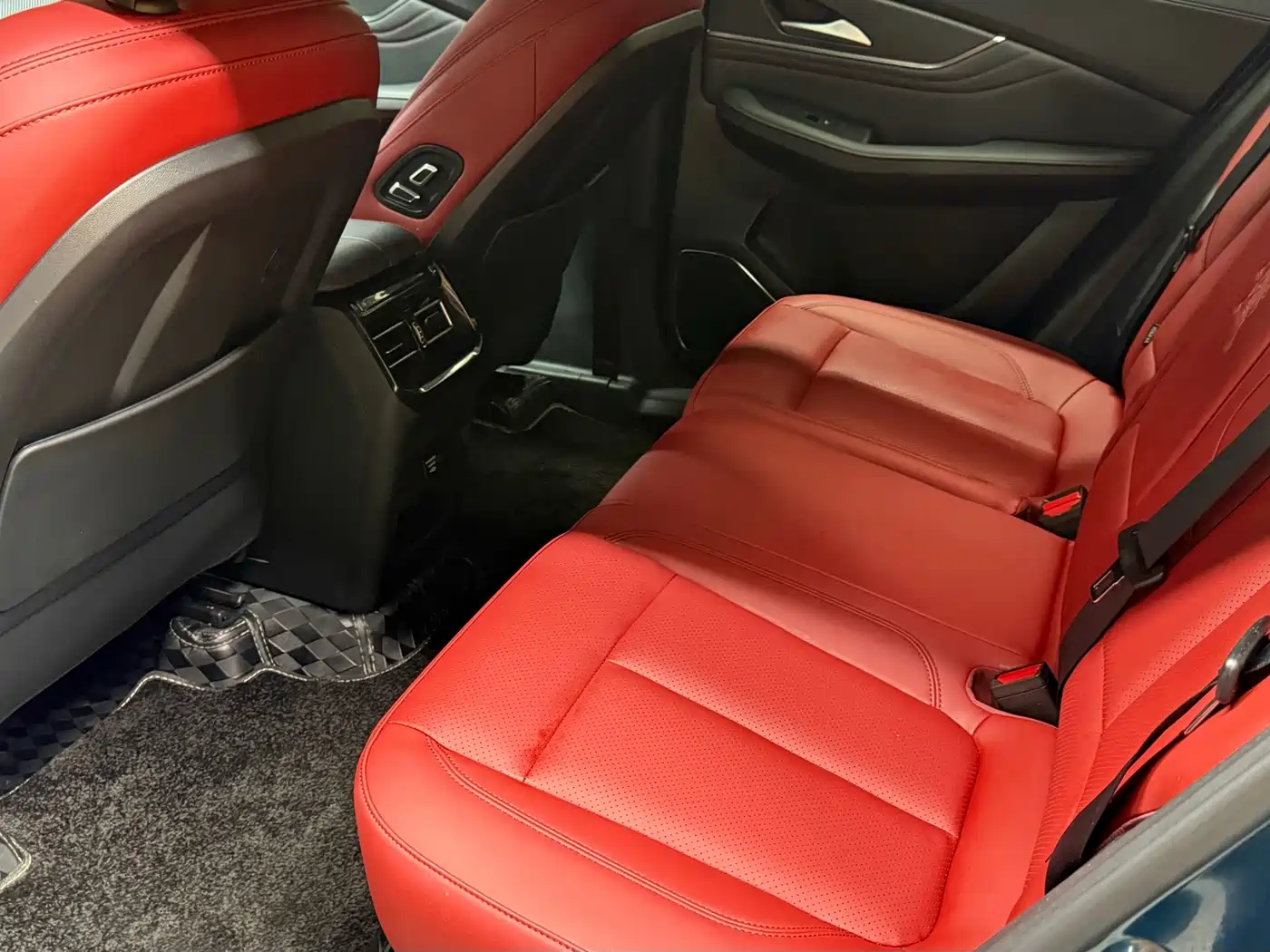 Dongfeng Fengxing Fengxing T5 EVO 2022 2021 1.5TD DCT Starlight Edition