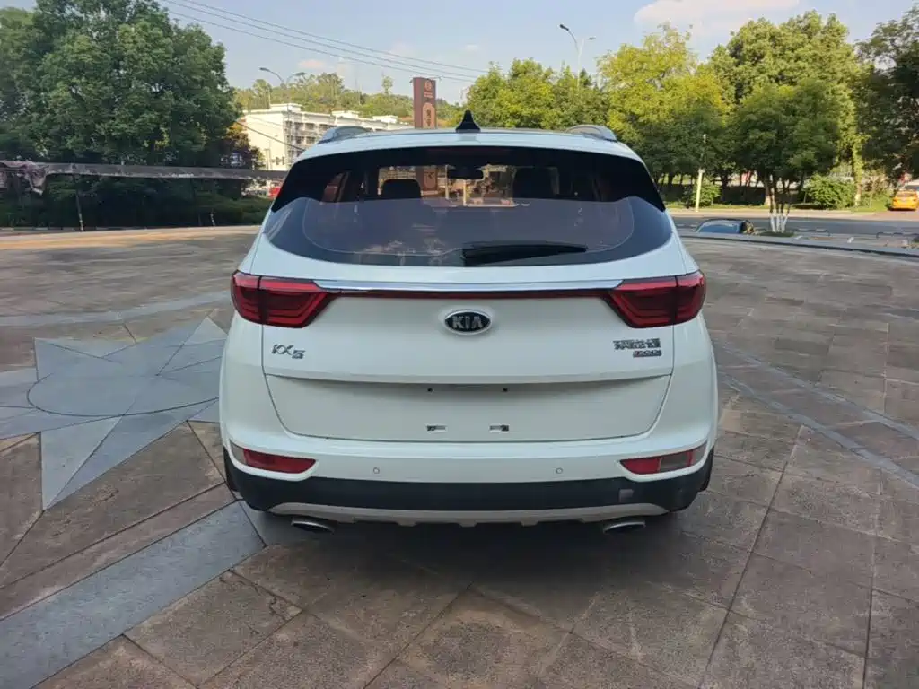 Фото 6 - Kia KX5