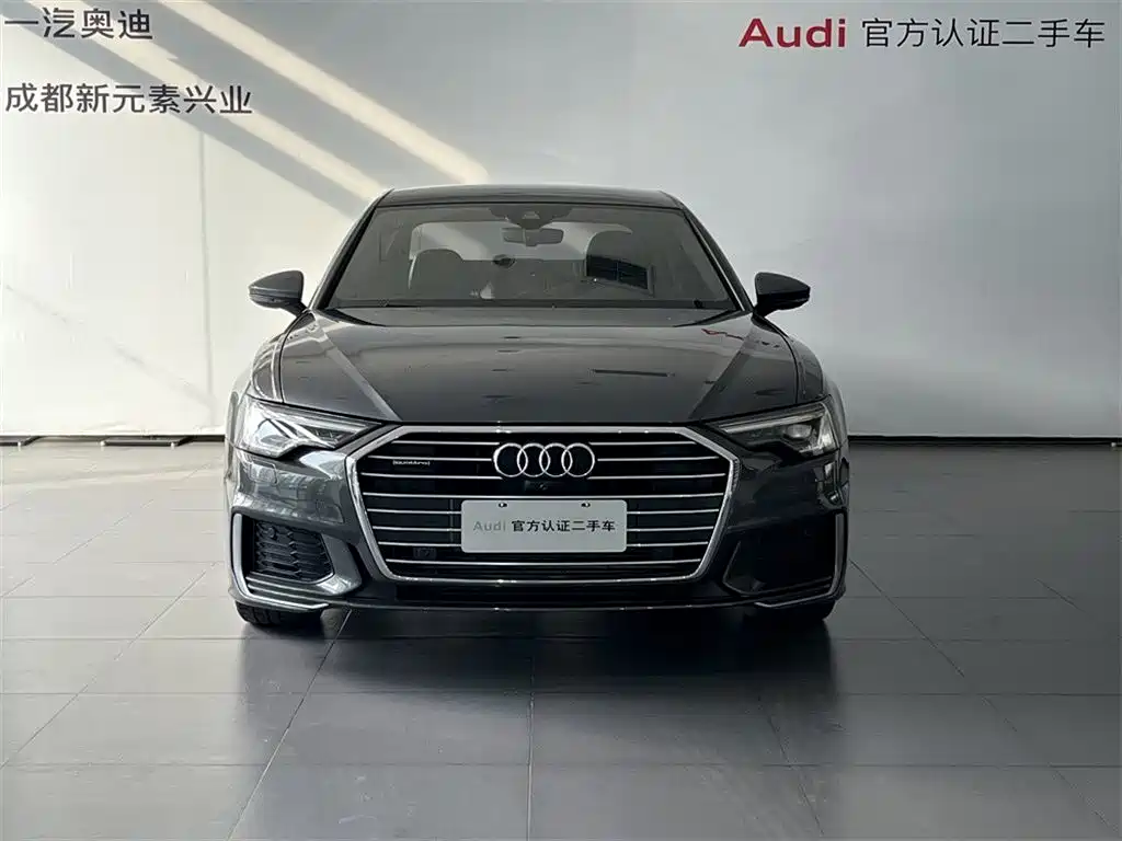Audi A6L 2020 55 TFSI quattro Exclusive Dynamic фото 2