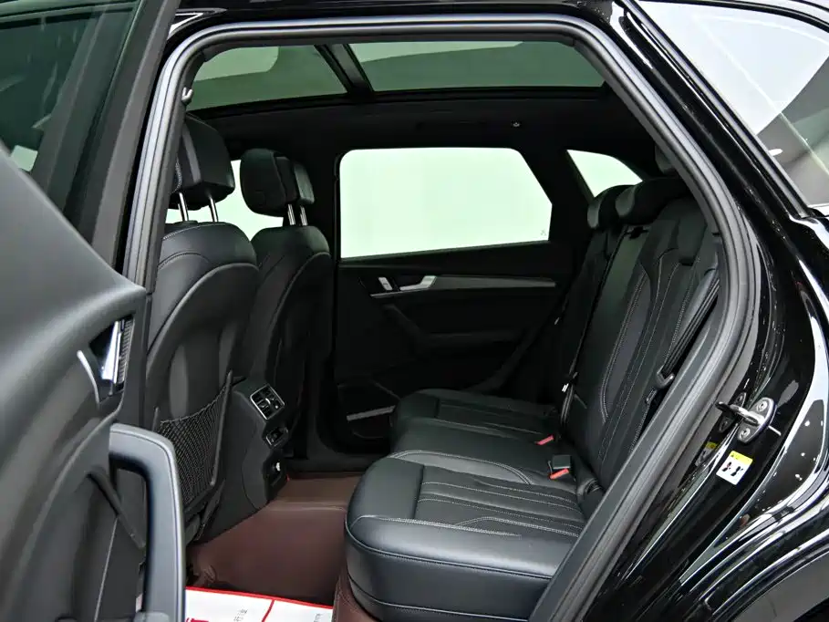 Audi Q5L 2026 2025 Model Year Facelift 45th Anniversary Edition 45 TFSI Luxury Dynamic