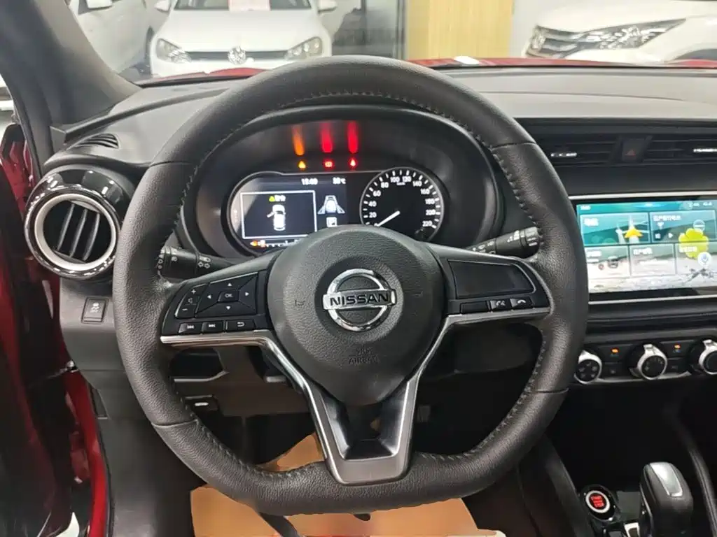 Nissan Kicks 2019 2018 1.5L CVT Smart Connect Premium Edition