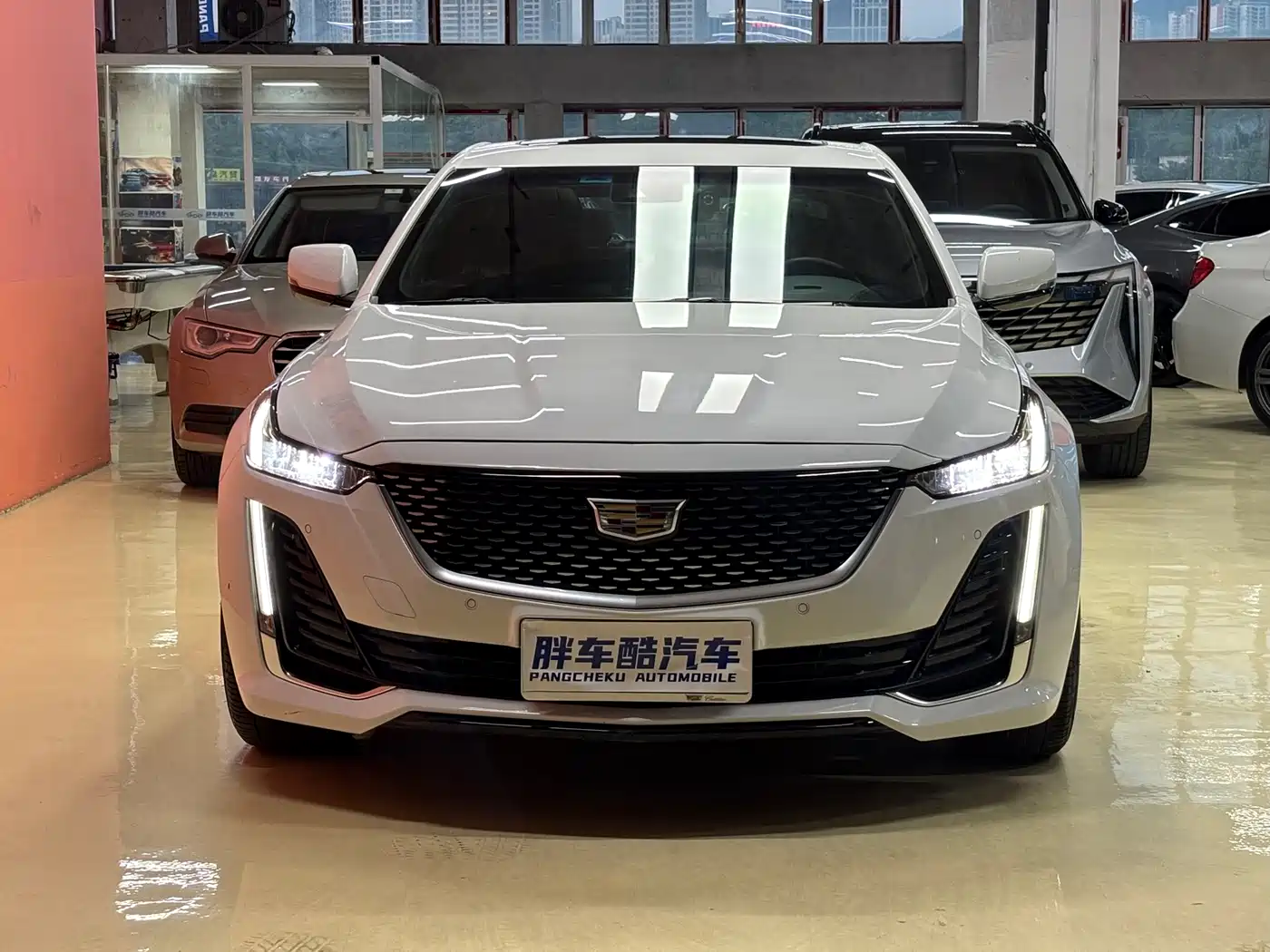 CADILLAC CT5