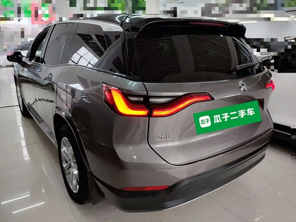 NIO ES8 2019 2018 355KM Base Model 7-Seater Version