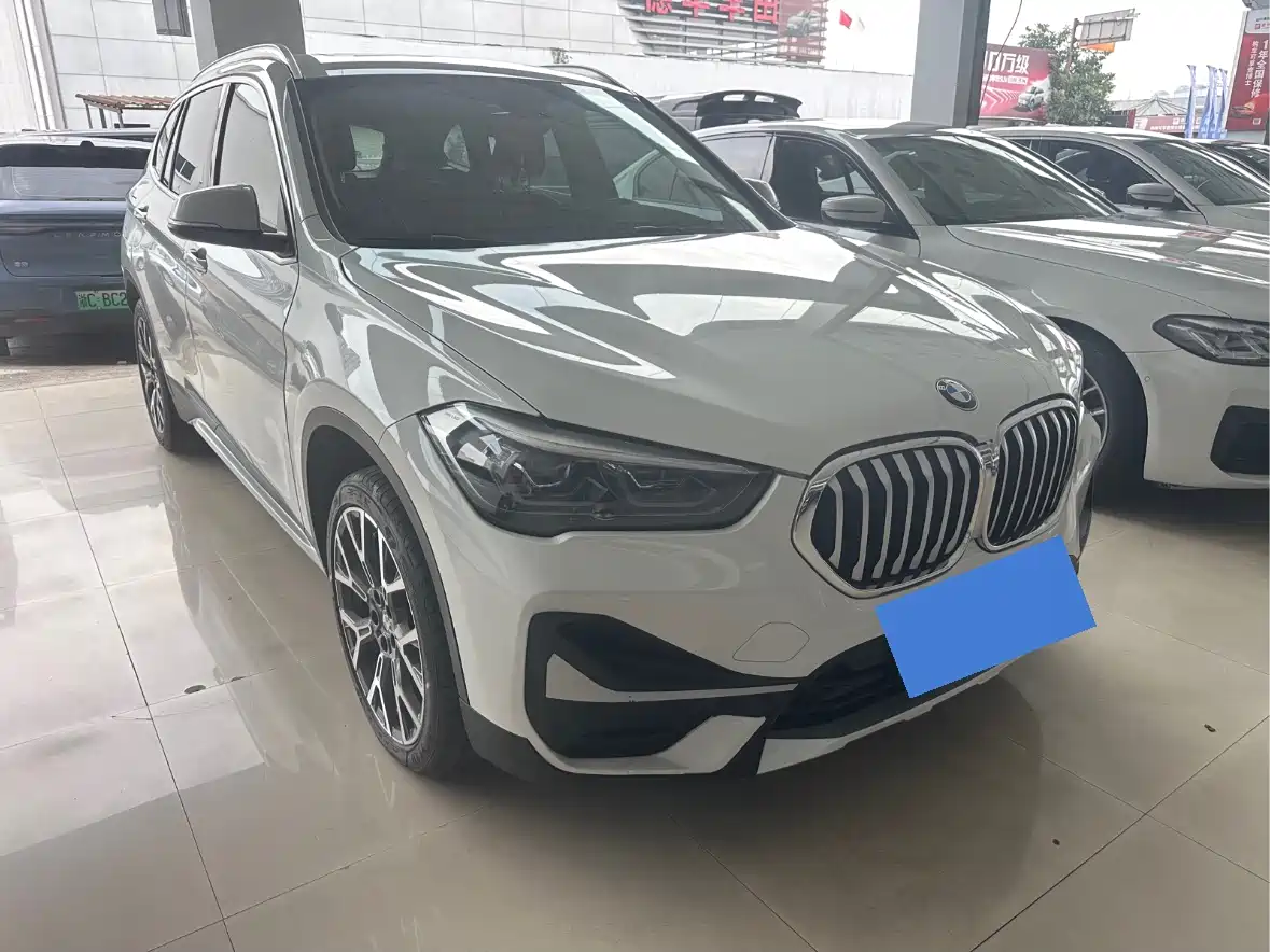 BMW X1 2021 Facelift xDrive25Li Premium фото 3