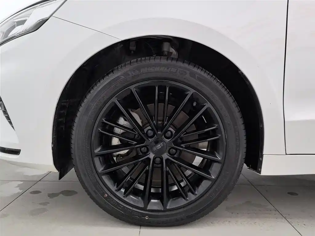 GEELY AUTOMOBILE BORUI