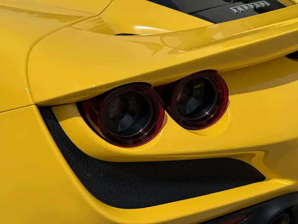 Ferrari F8 2023 2019 Tributo 3.9T V8