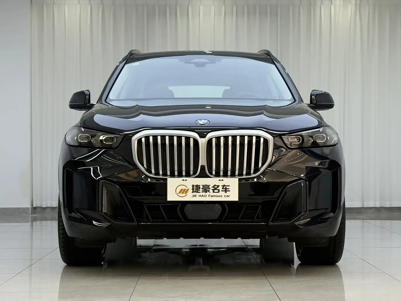 BMW X5 2025 Model xDrive 30Li Exclusive M Sport Blackout Package фото 2