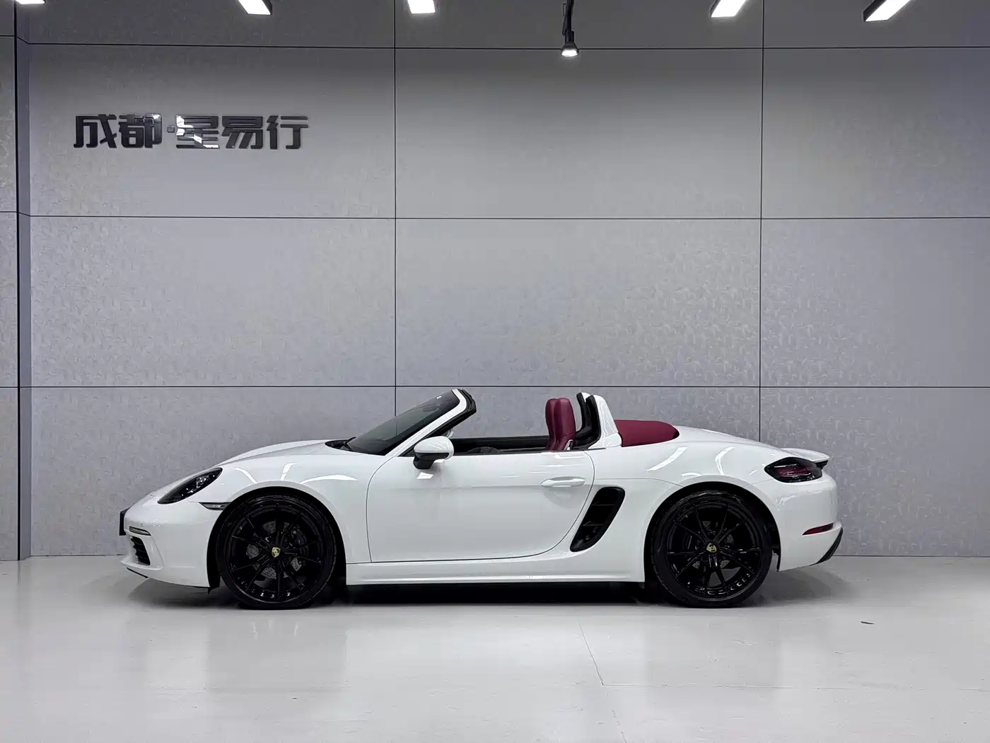 Porsche 718 2020 Boxster 2.0T фото 2