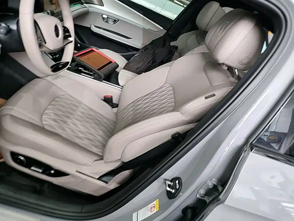 BYD Han 2025 DM-i Smart Drive Edition 125KM Elite фото 15