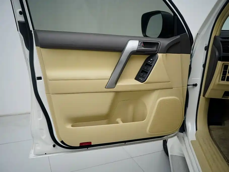 Toyota Prado (Import) 2016
