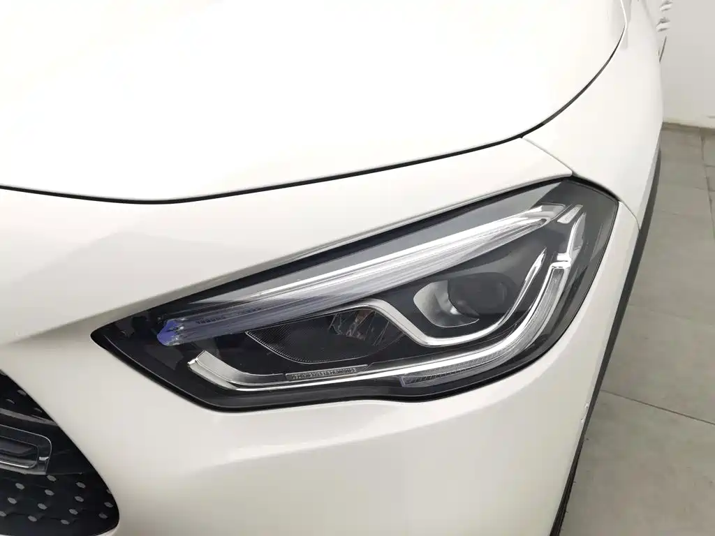 Mercedes-Benz GLA, миниатюра 7