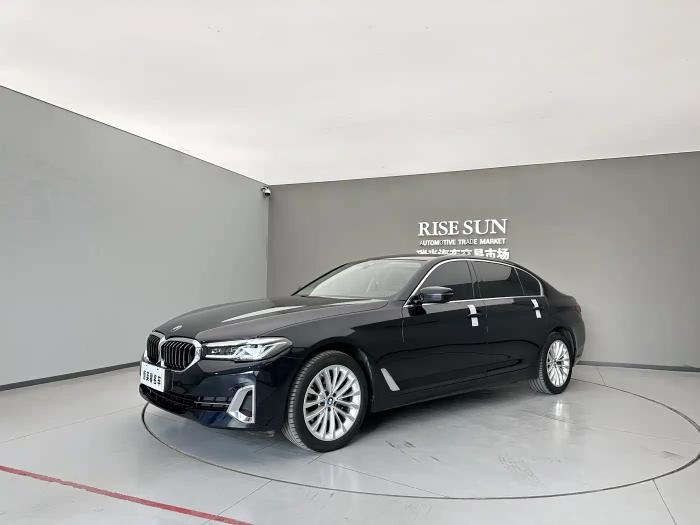 BMW 5 Series 2022 Model Second Facelift 525Li Luxury Package