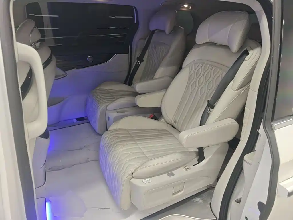 Dongfeng Fengxing Starlight V9 2024 2024 1.5TD 200km Chinese Knot Series Exclusive