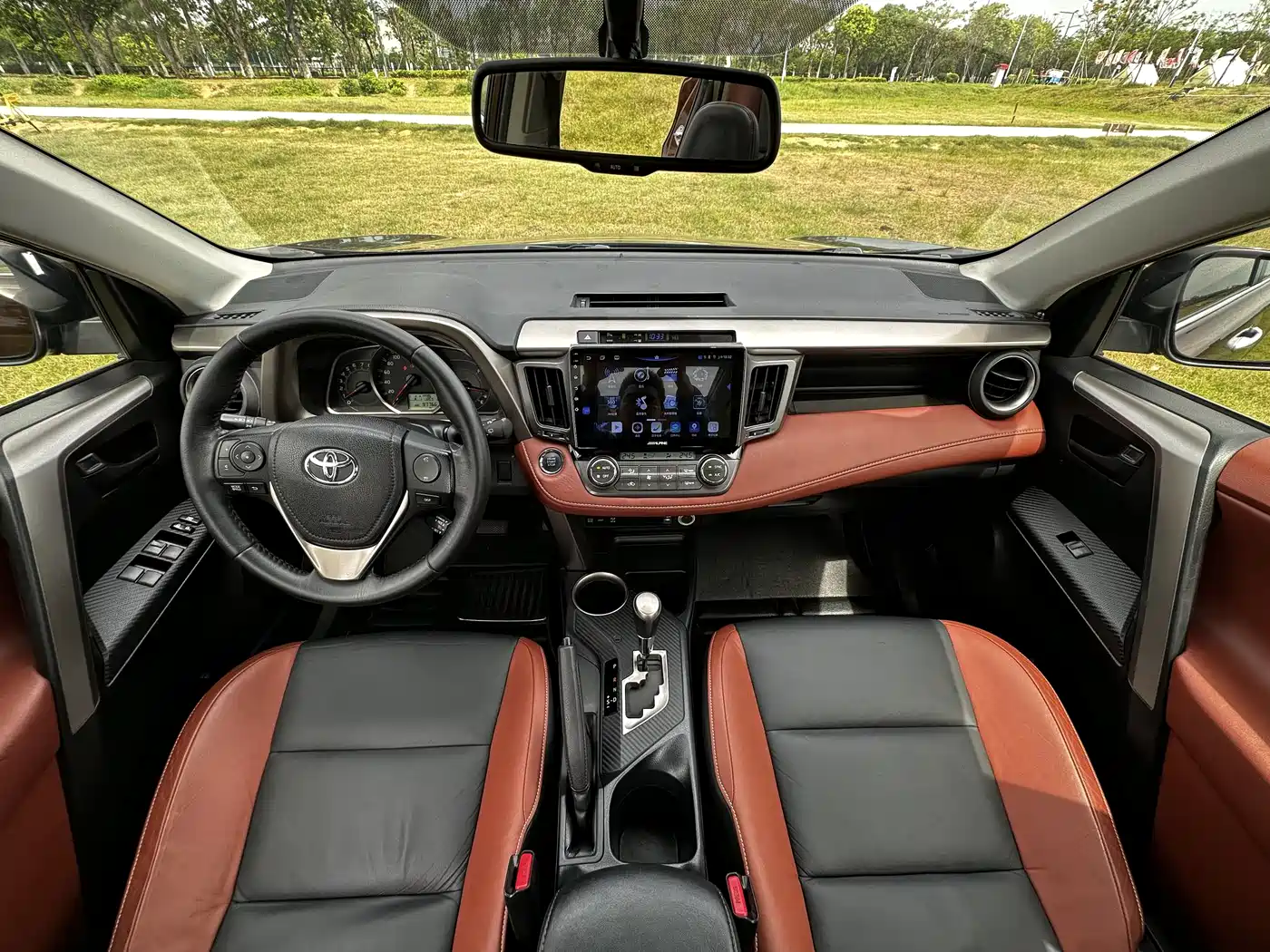 Toyota RAV4 Rongfang 2013 2.5L Auto 4WD Elite фото 17