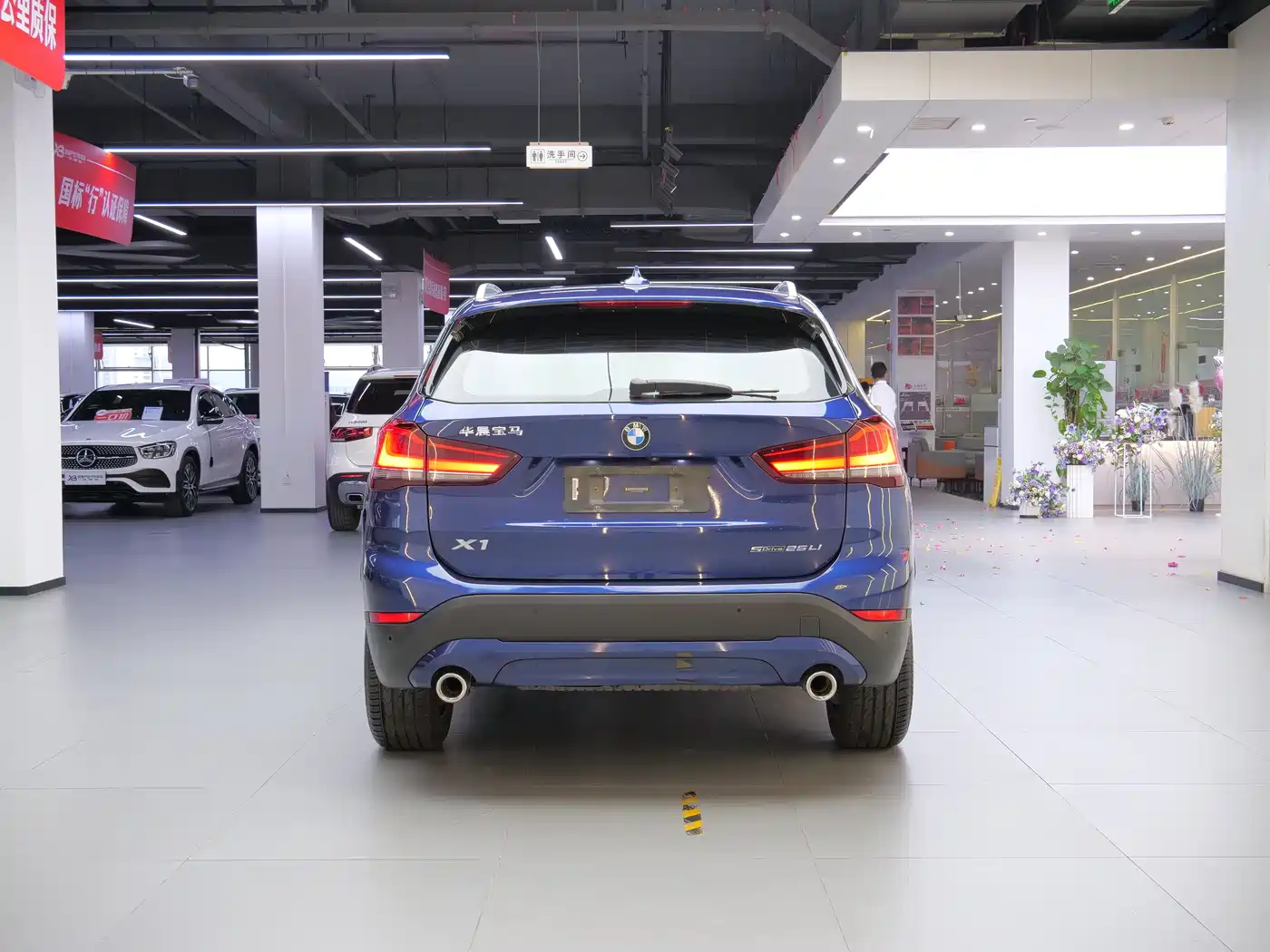 BMW X1 2020 sDrive25Li Leading Model фото 7