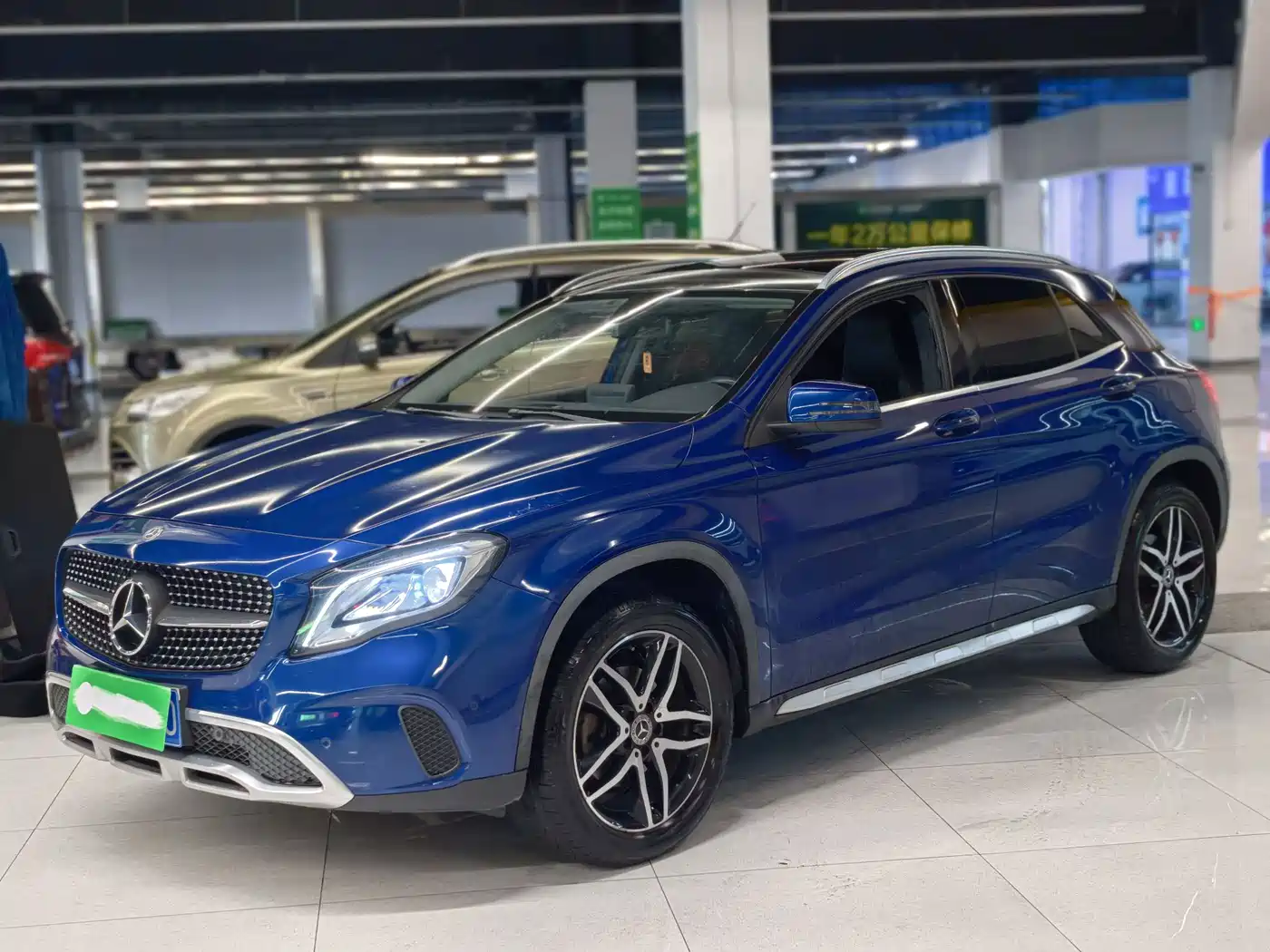 Mercedes-Benz GLA 2017 GLA 200 Fashion