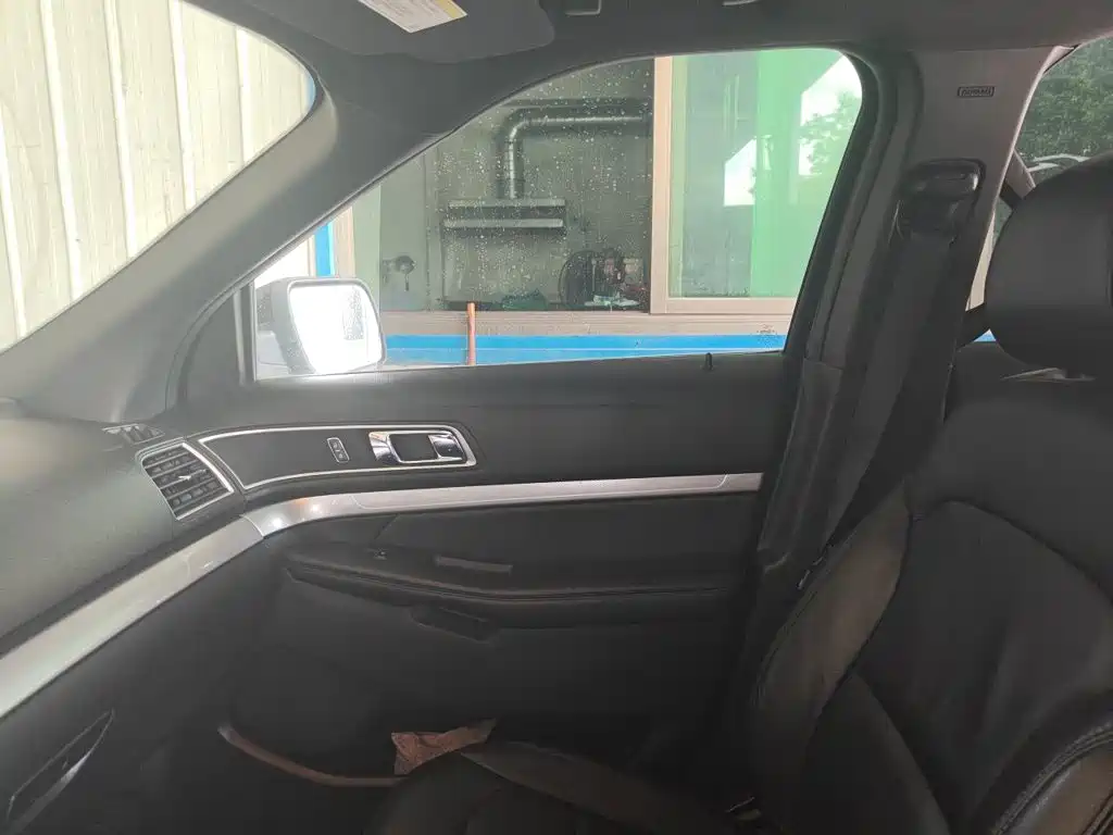Ford Explorer (Import) 2018 2017 2.3T Trend Edition