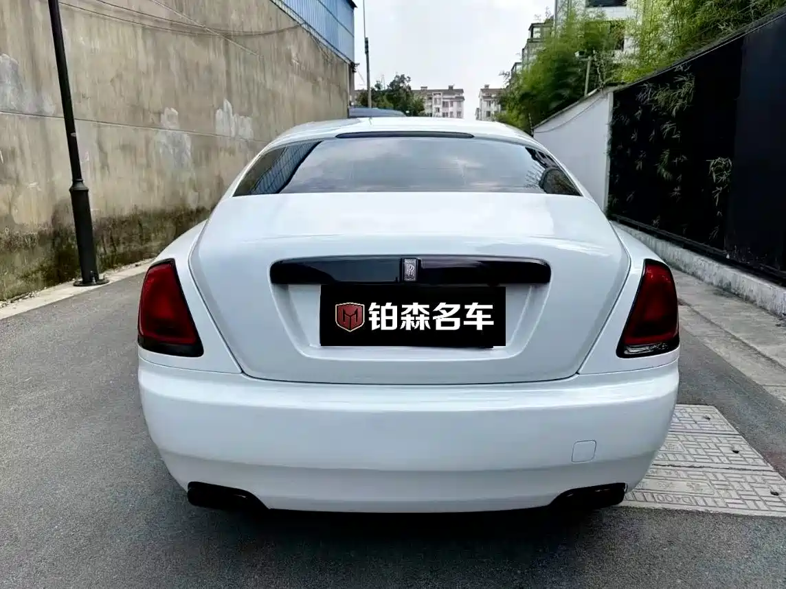 Фото 4 - Rolls-Royce Wraith