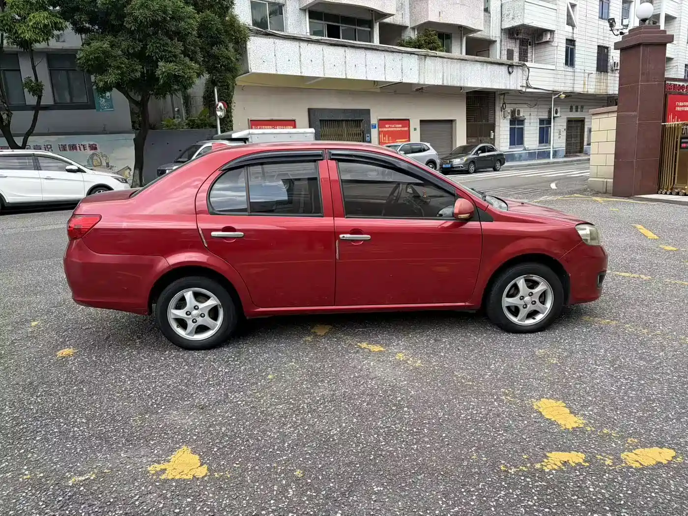 FAW Weizhi V5 2013 2013 1.5L Manual Progressive (China V)