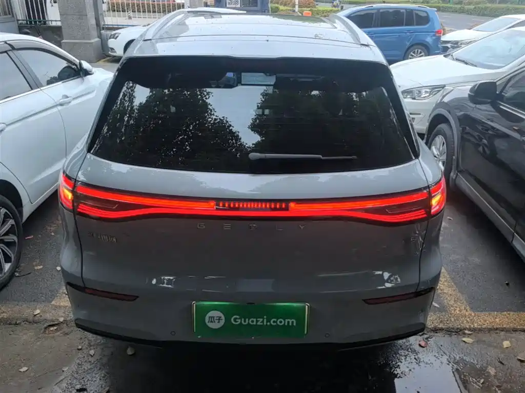 Geely Galaxy Galaxy E5 2024 530km Starship Edition фото 6