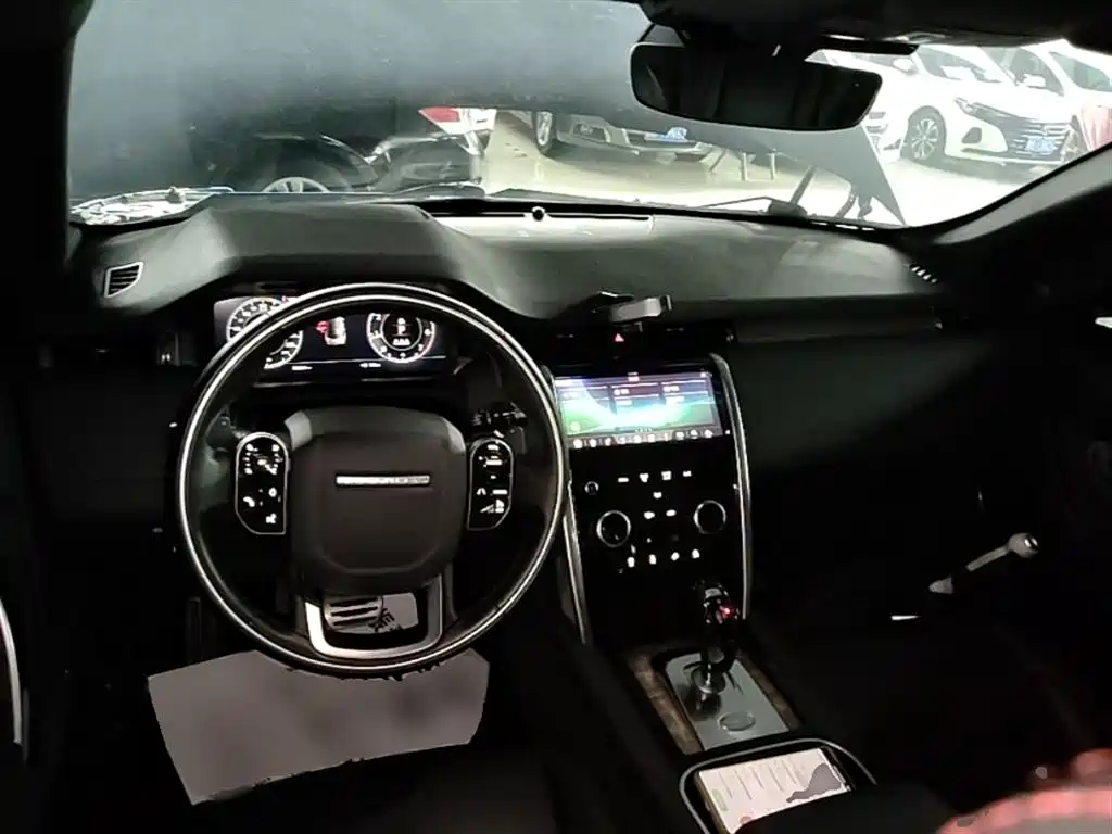 Land Rover Discovery Sport 2020 249PS R-Dynamic Performance фото 10
