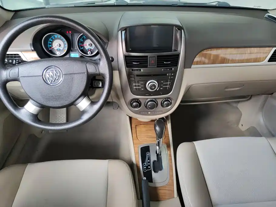 Фото 12 - Buick Excelle