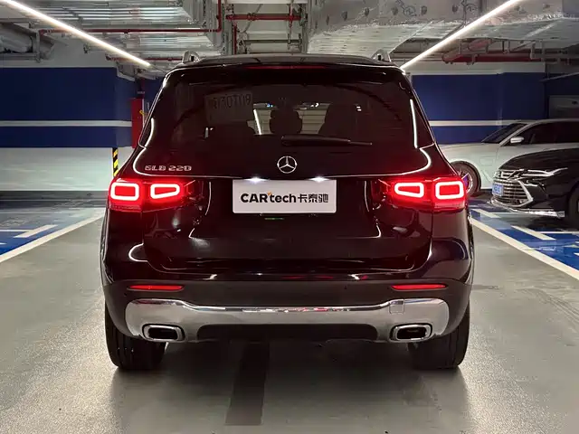 Mercedes-Benz GLB 2023 GLB 220 Dynamic — фото 4