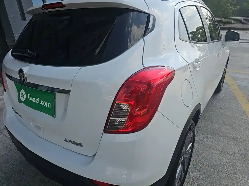 Фото 8 - Buick Encore