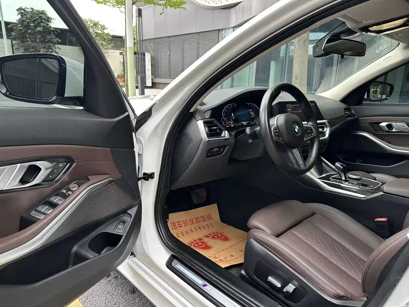 BMW 3 Series 2022 325Li M Sport Package фото 6