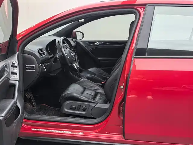 Volkswagen Golf GTI 2013 2012 2.0TSI GTI