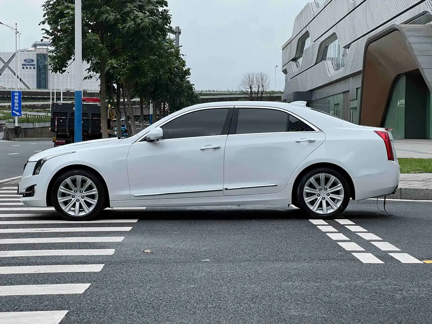 Cadillac ATS-L 2017 28T Technology фото 8