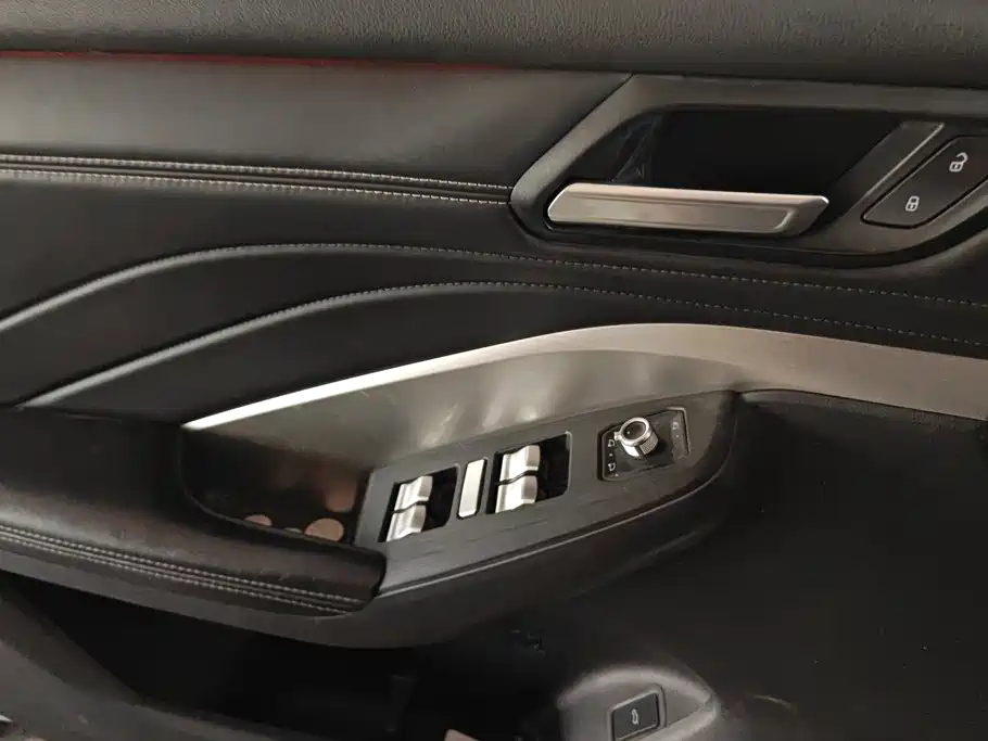 WEY VV6 2019 2020 2.0T 2WD Smart Protection+