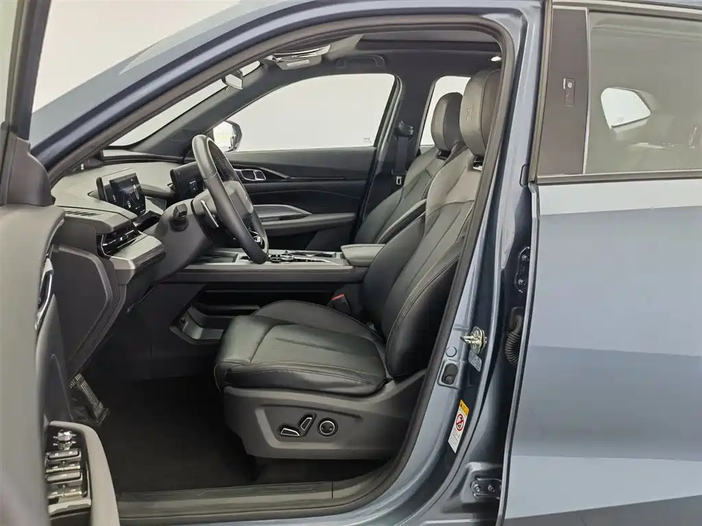 CHANGAN CHANGAN AUCHAN Z6