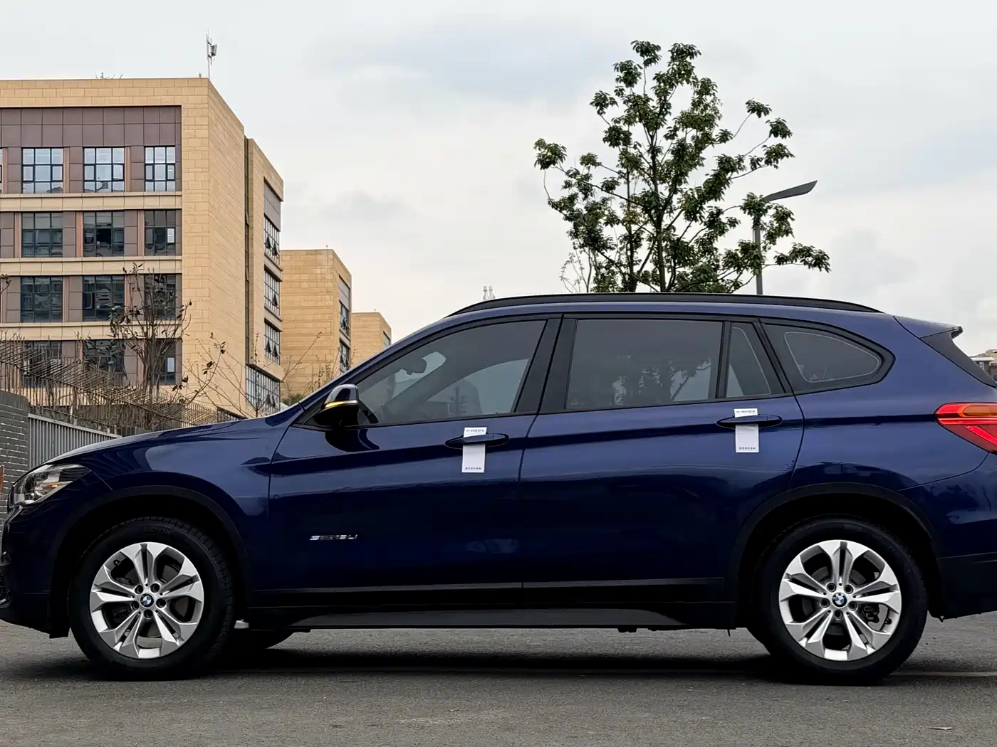 BMW X1 2016 sDrive18Li Premium Model фото 12
