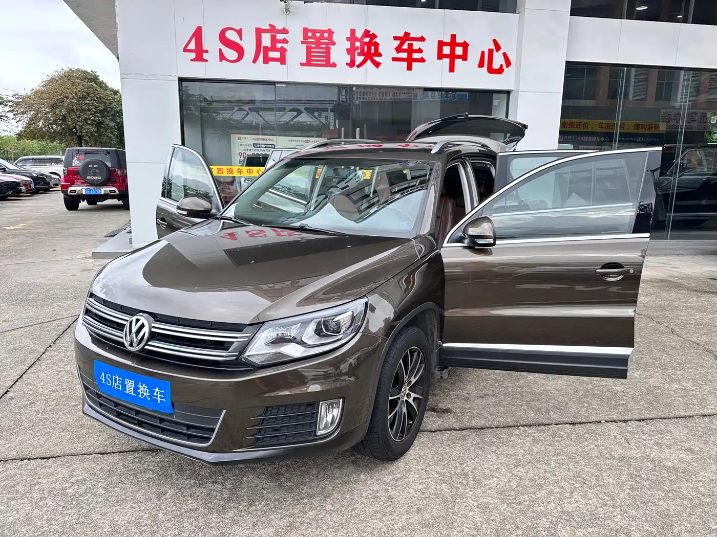 Volkswagen Tiguan 2013 1.8TSI Auto 4WD Luxury фото 21