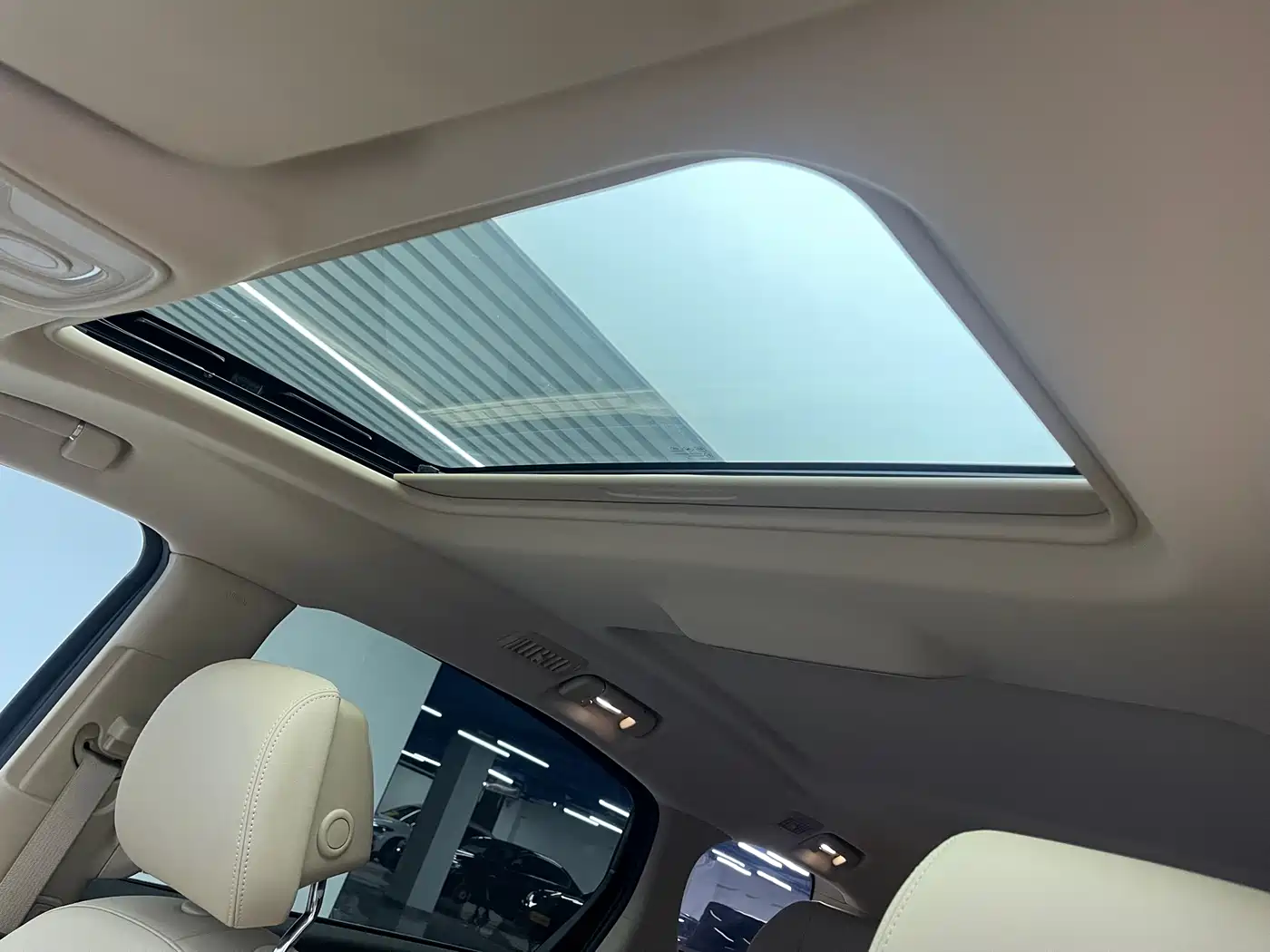 Buick GL8 New Energy 2025 Landprestige First Edition 7-Seater фото 14