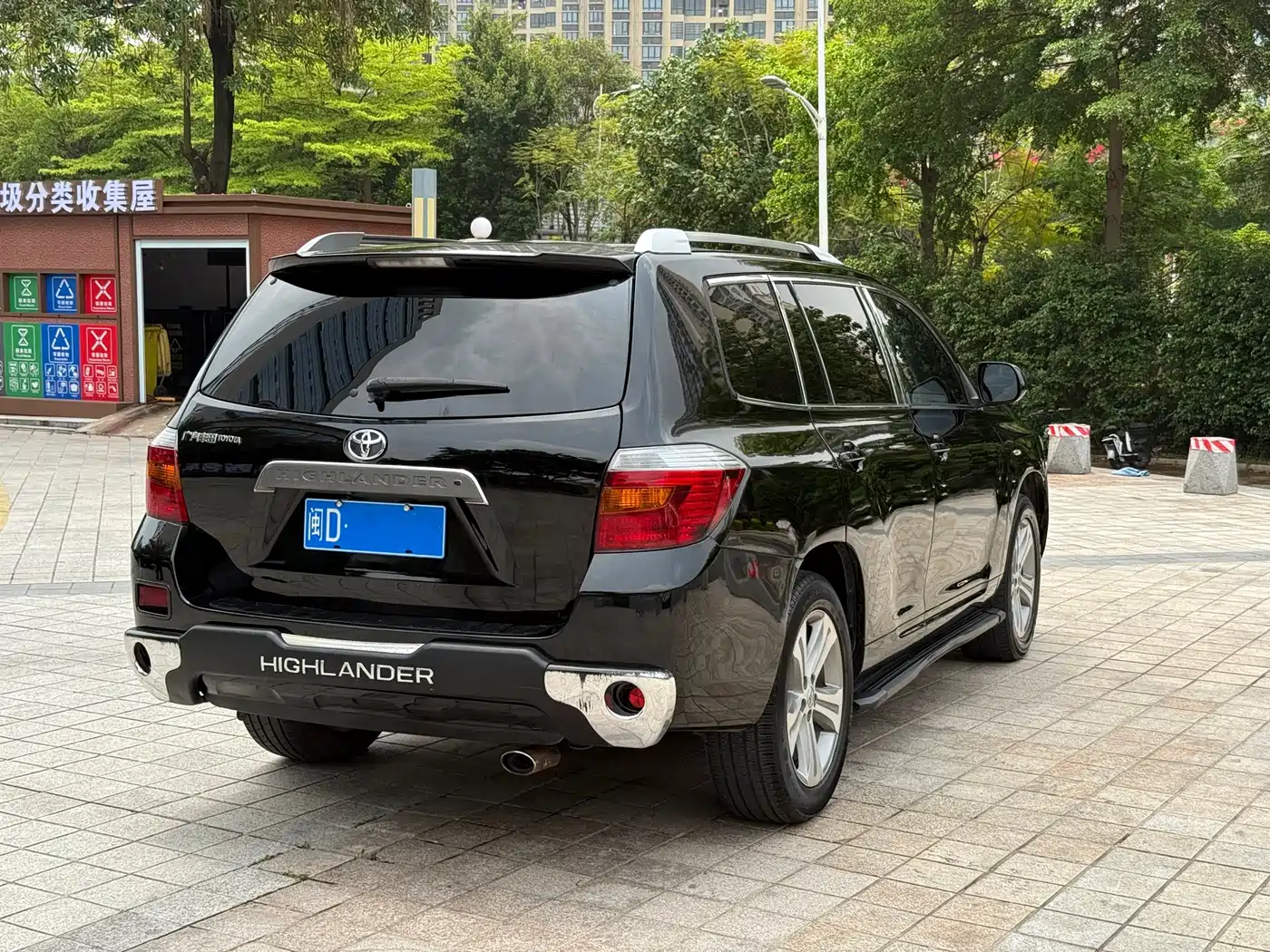 Toyota Highlander 2009 2.7L 2WD 7-seater Luxury Edition фото 5