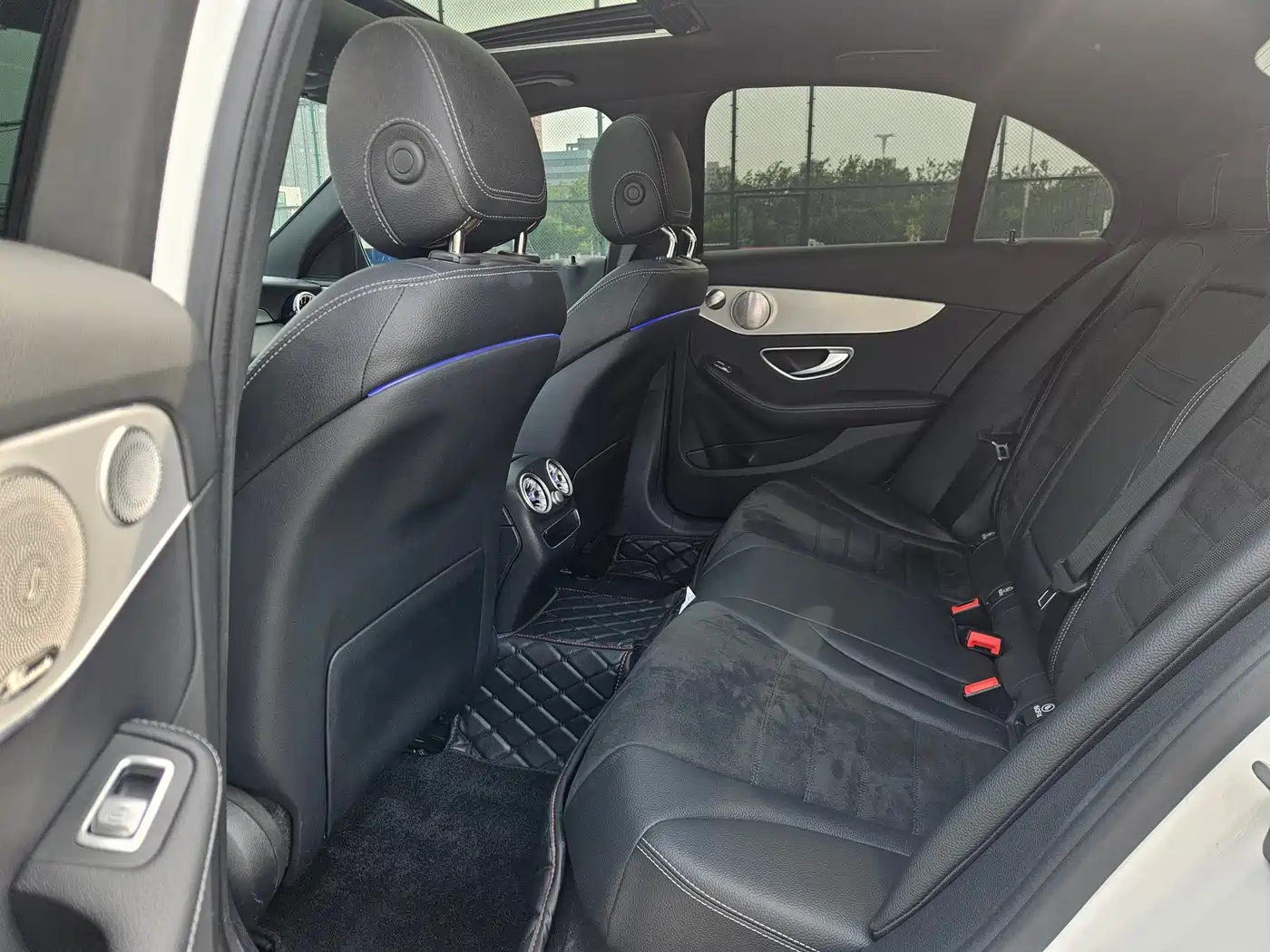 Mercedes-Benz C-Class 2021 C 260 Starry Exclusive Edition фото 13