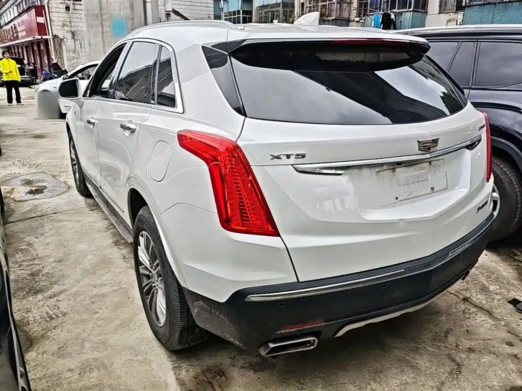 Cadillac XT5 2016 25T Luxury Model фото 5