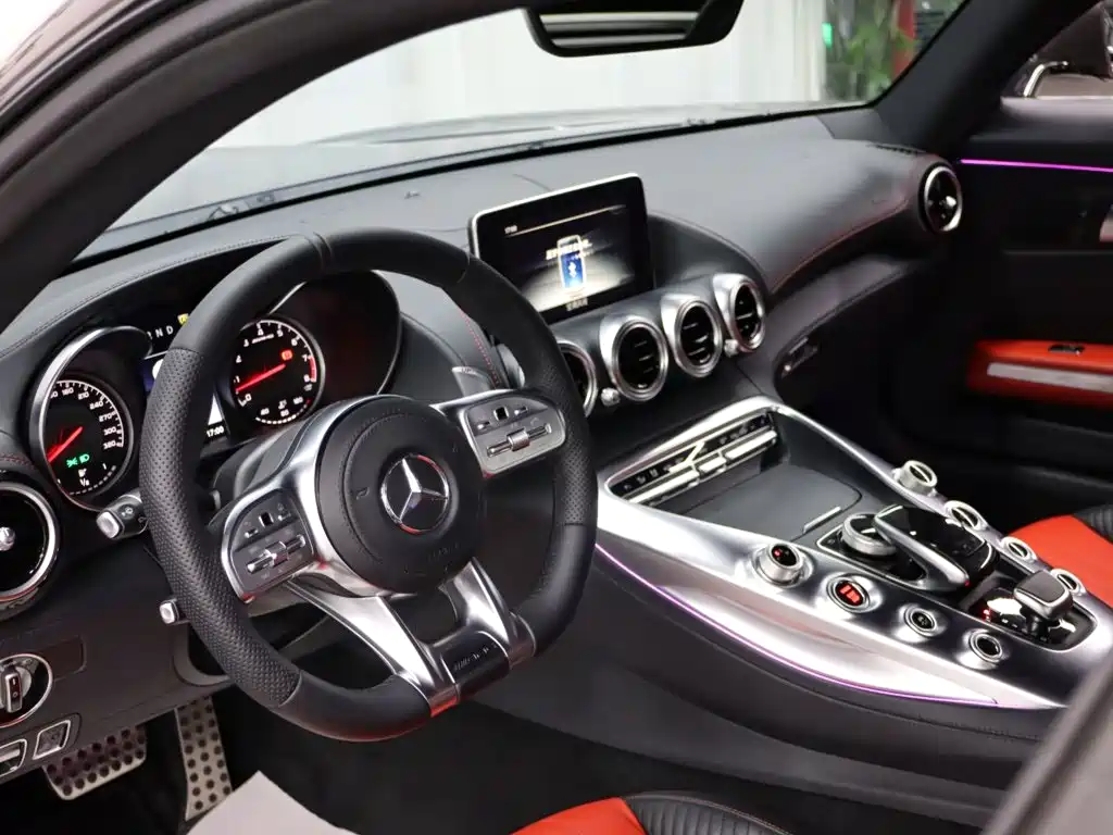 Фото 8 - Mercedes-Benz AMG GT