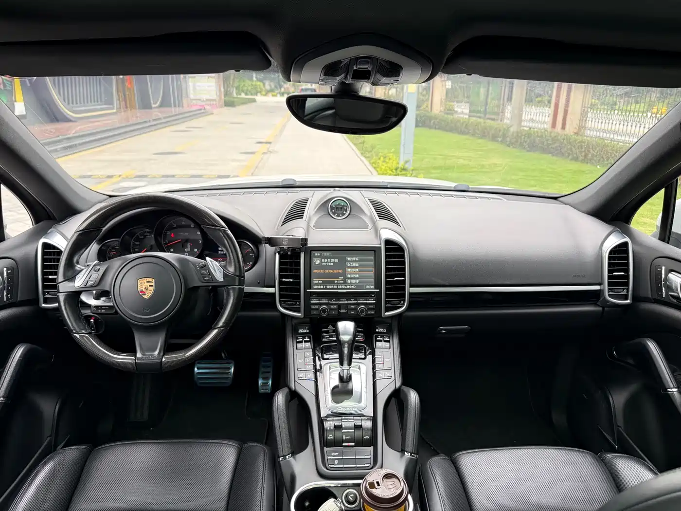 Porsche Cayenne 2014 Cayenne Platinum Edition 3.0T фото 24