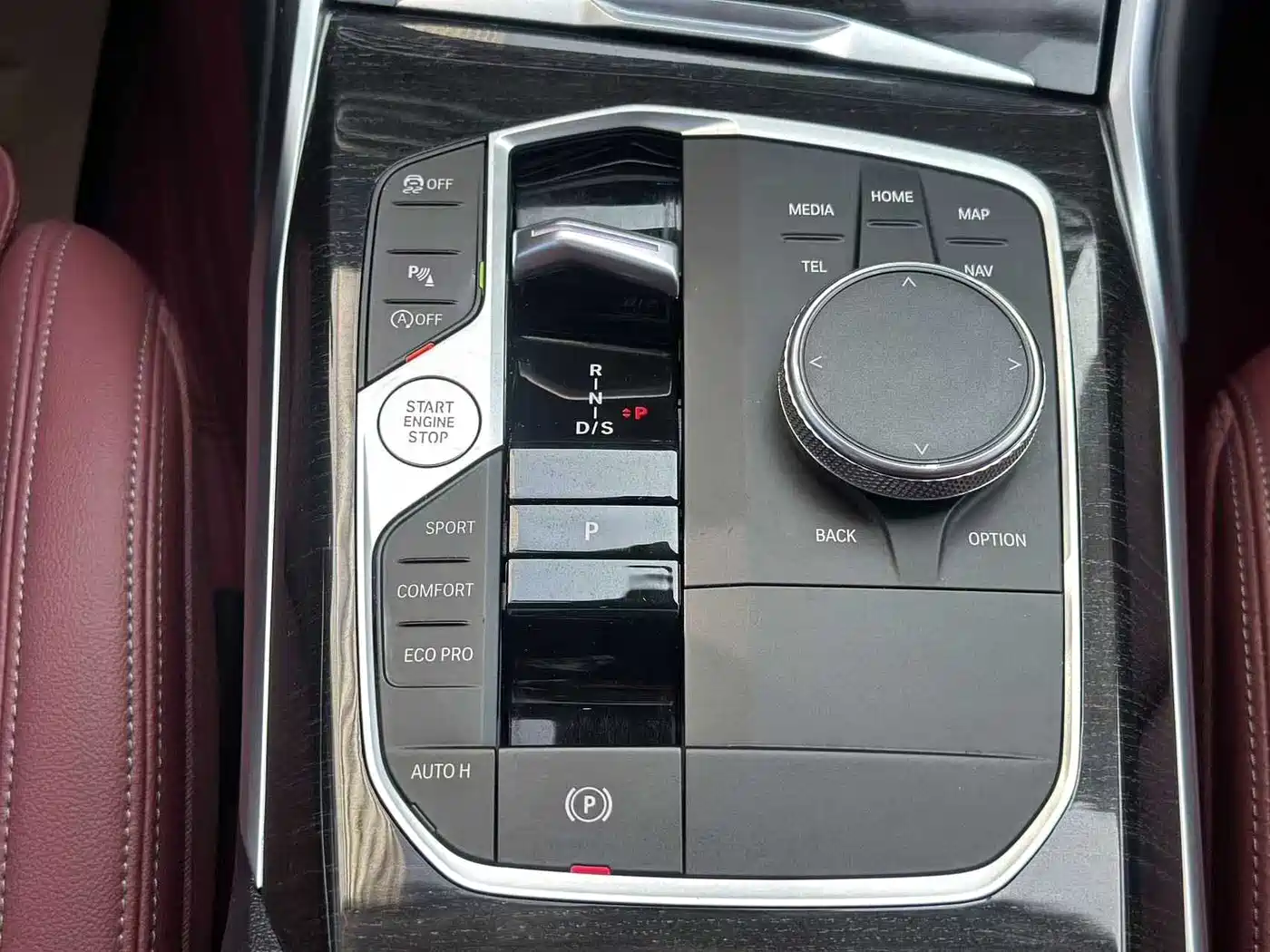 BMW 3 Series 2023 325Li M Sport Package фото 14