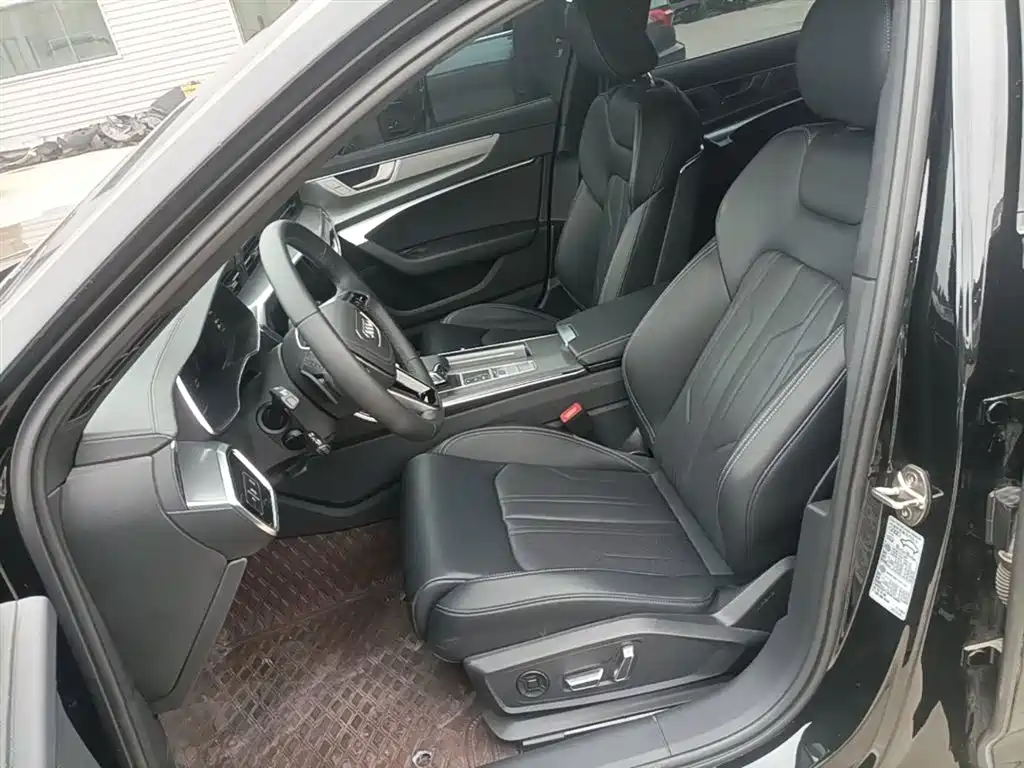 Audi A6L 2024 40 TFSI Luxury Dynamic фото 22