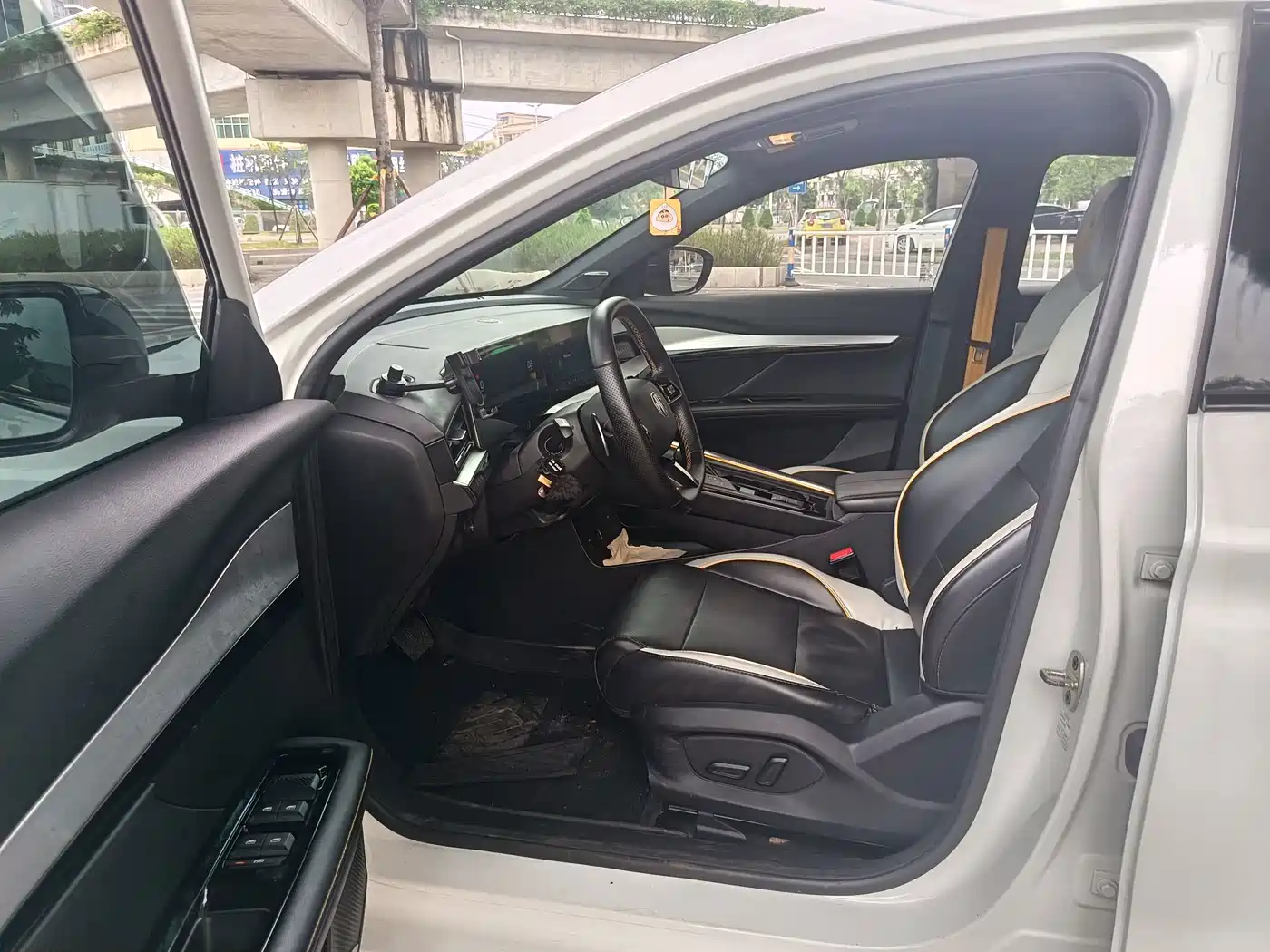 MG MG5 Scorpio 2022 2022 1.5T Trophy Sports Flagship