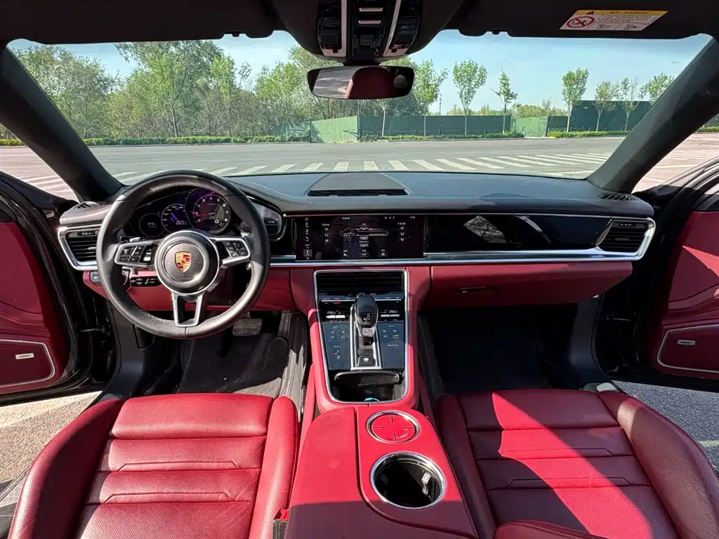 Porsche Panamera 2017 Panamera 4 Executive Long Wheelbase 3.0T фото 10