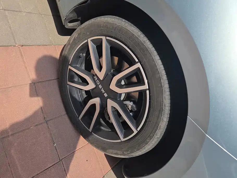 Roewe D6 2025 2025 520km Smart Edition