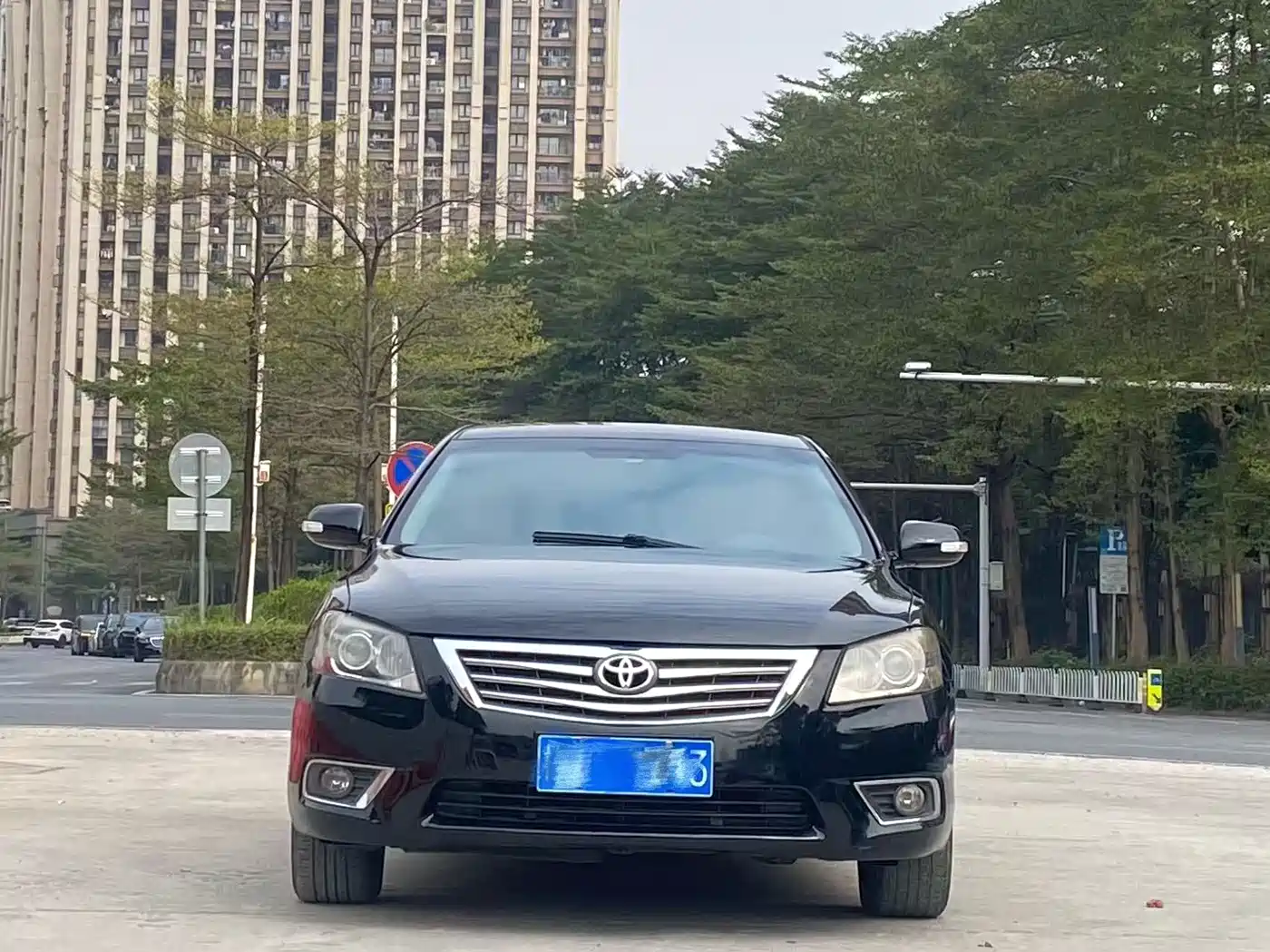Toyota Camry 2013 200E Classic Elite Edition фото 2