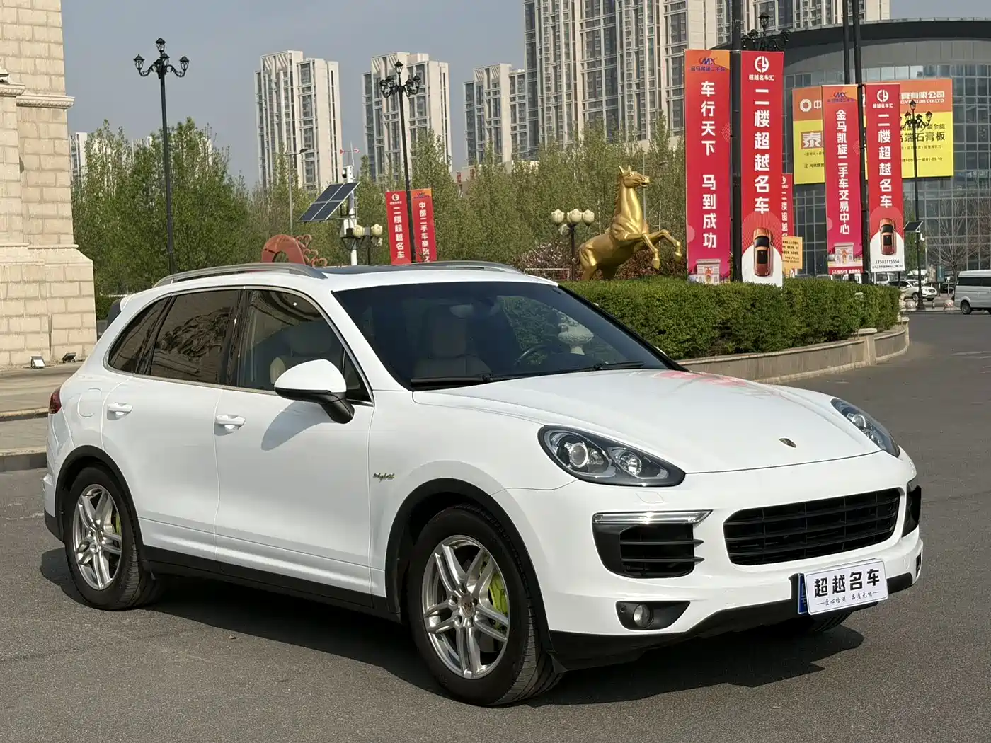 Porsche Cayenne New Energy 2015 Cayenne S E-Hybrid 3.0T фото 3
