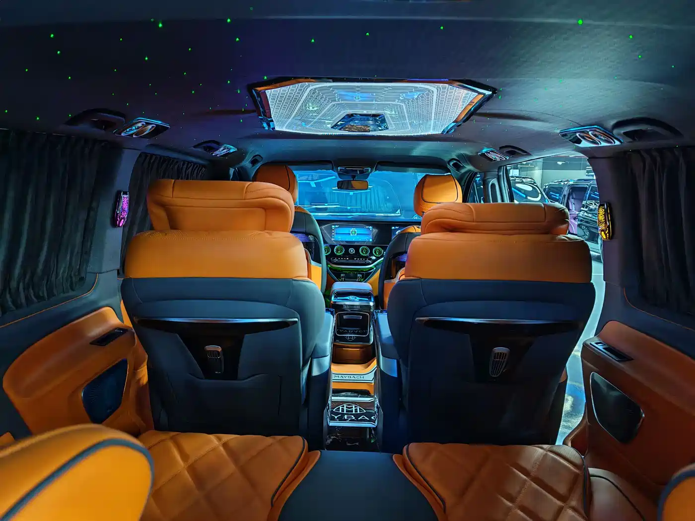 Mercedes-Benz Vito 2021 2.0T Business Edition 7-seater фото 24